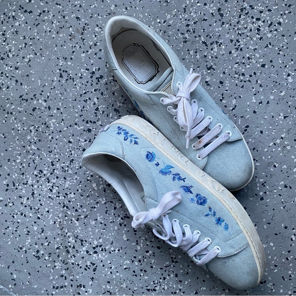 Floral Embroidered Women's Sneakers